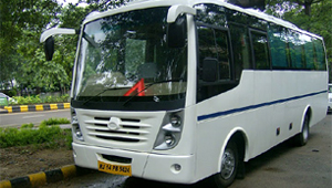 DLX 18 Seater Coach India Tourist Vehicle