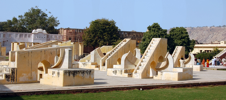 Jantar Mantar Tours